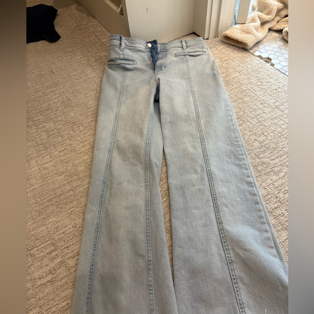 Free people jeans
Size 30